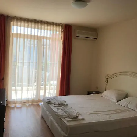 Afrodita 2 Апартаменты Burgas City
