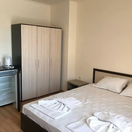 Afrodita 2 Апартаменты Burgas City