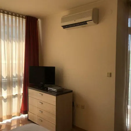 Afrodita 2 Апартаменты Burgas City